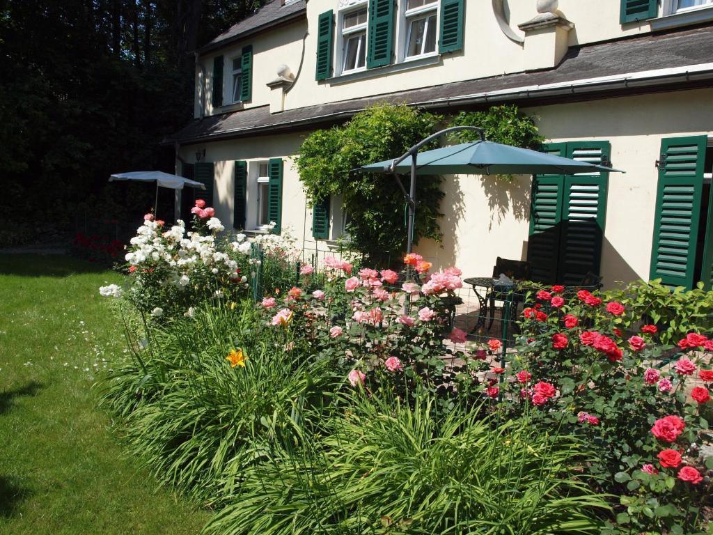 Hotel & Restaurant Bellevue Schmoelln Eksteriør billede