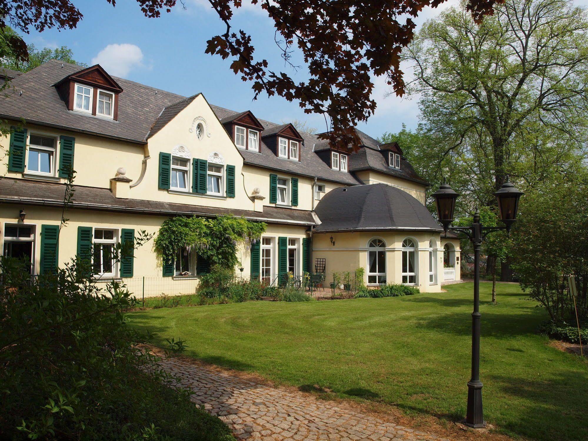 Hotel & Restaurant Bellevue Schmoelln Eksteriør billede