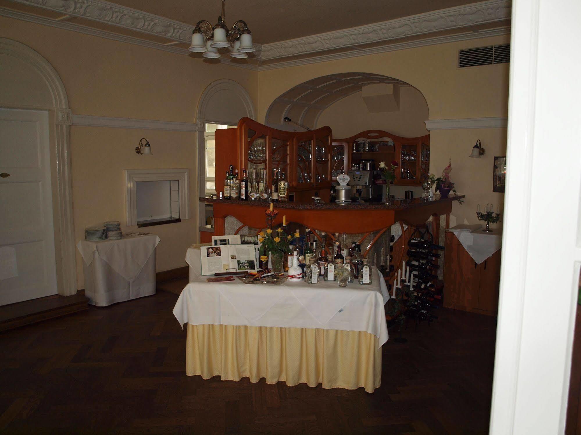 Hotel & Restaurant Bellevue Schmoelln Eksteriør billede