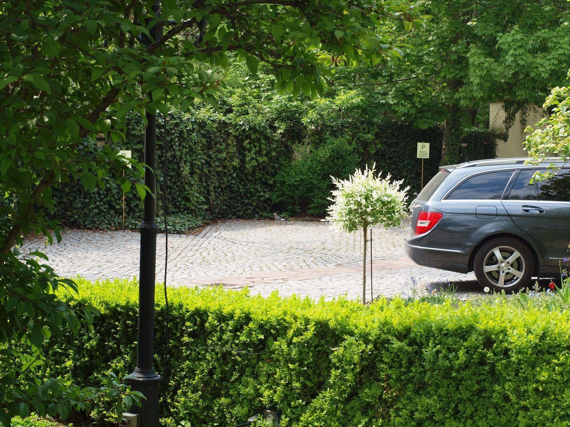 Hotel & Restaurant Bellevue Schmoelln Eksteriør billede